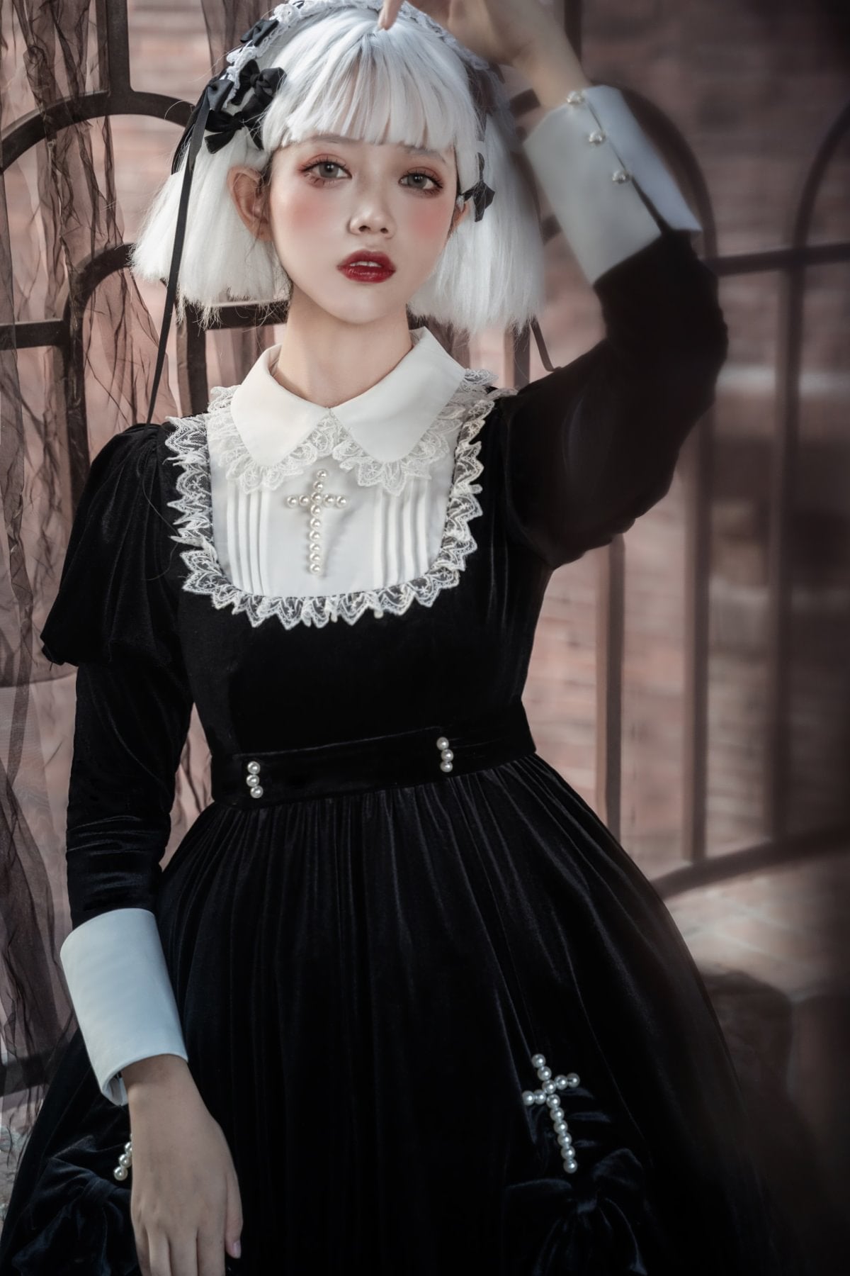 Black Velvet Gothic Style Dress Lolita Halloween Long Sleeve Dress Autumn