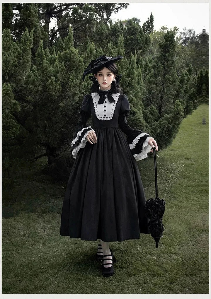 Classic Hepburn Style Black-white Velvet Elegant Long Sleeved Dress Lolita Bow Maxi Dress in Autumn and Winter OP