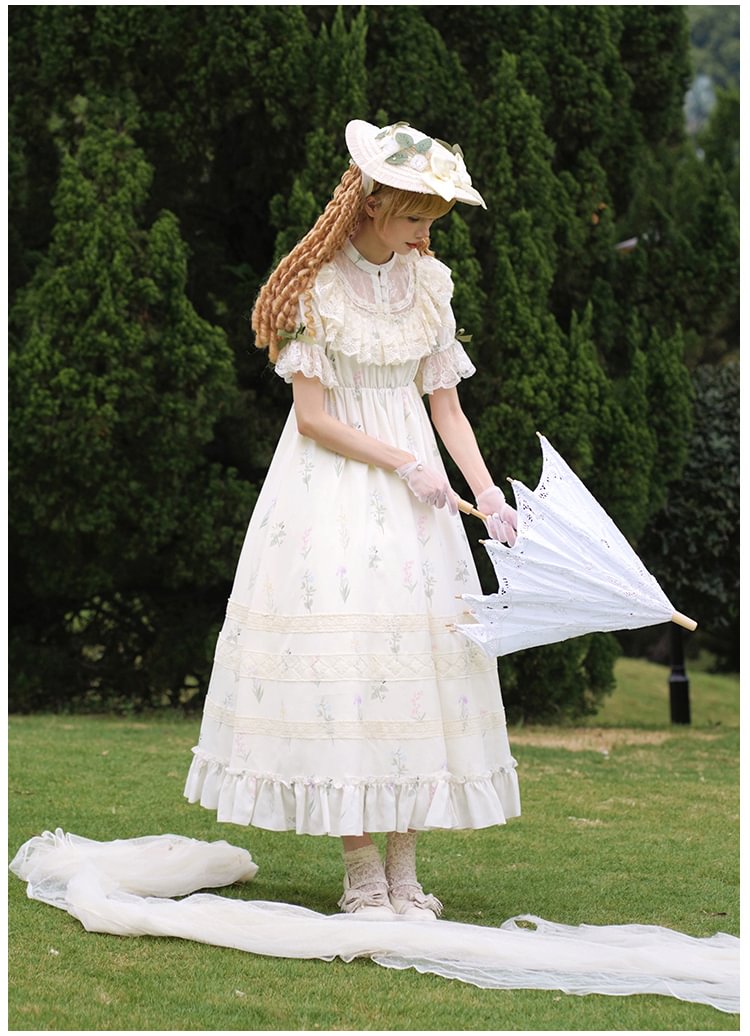 Classic Lolita Victorian Lolita Light Green Floral Elegant Waistcoat Corset Lolita Short Sleeve Lace Dress Style