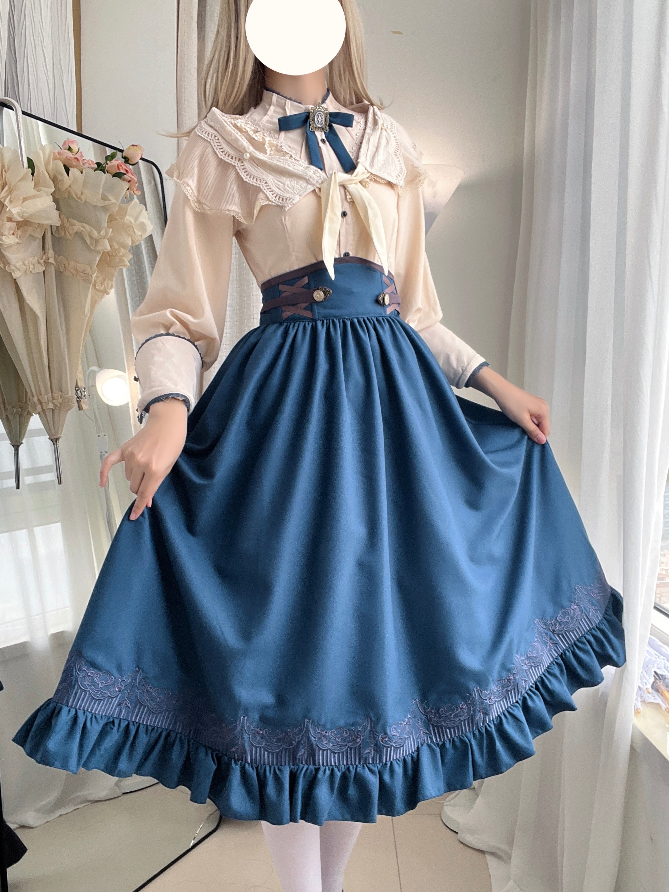 Classic Vintage Lolita Skirt Set Blue Skirt Cream Blouse for Tea Party Fashion Lolita Outfits Blouse Skirt OP Dress