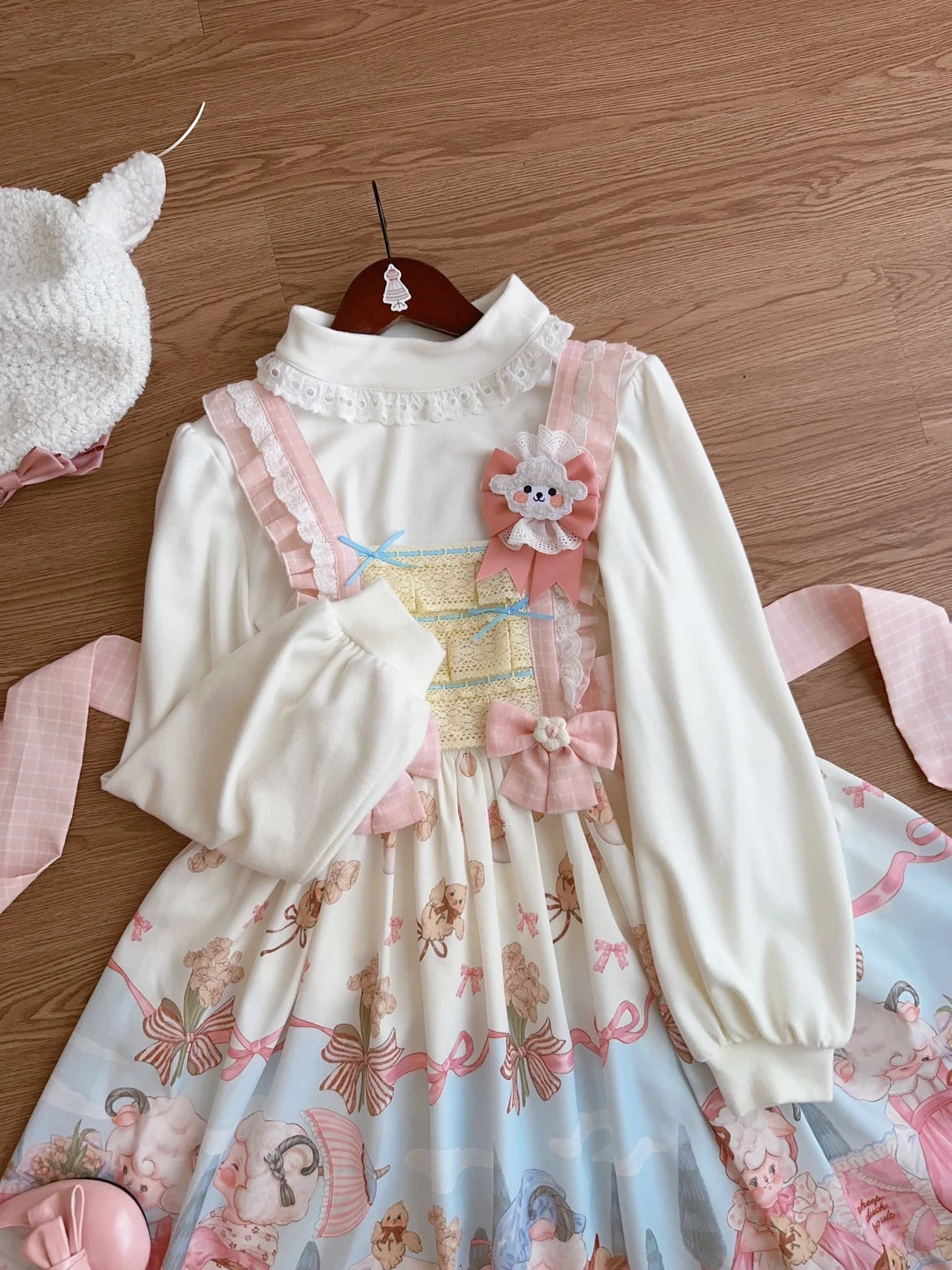 Classic White Interior Female Autumn and Winter Bottom Long Sleeve Lantern Sleeve Lolita Top Blouse