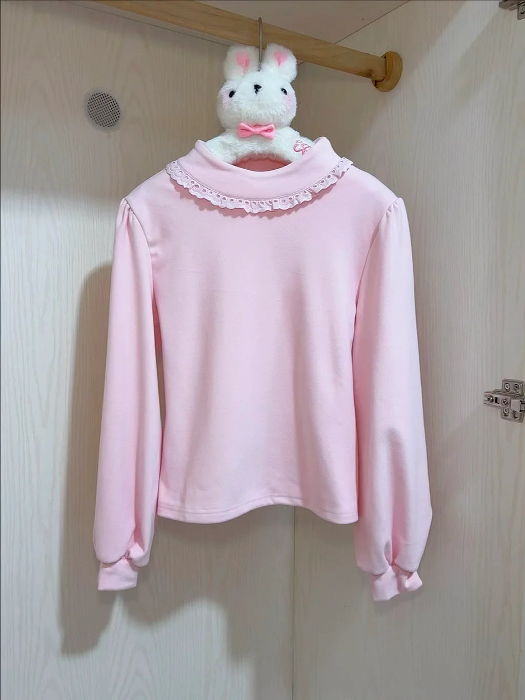 Classic White Interior Female Autumn and Winter Bottom Long Sleeve Lantern Sleeve Lolita Top Blouse