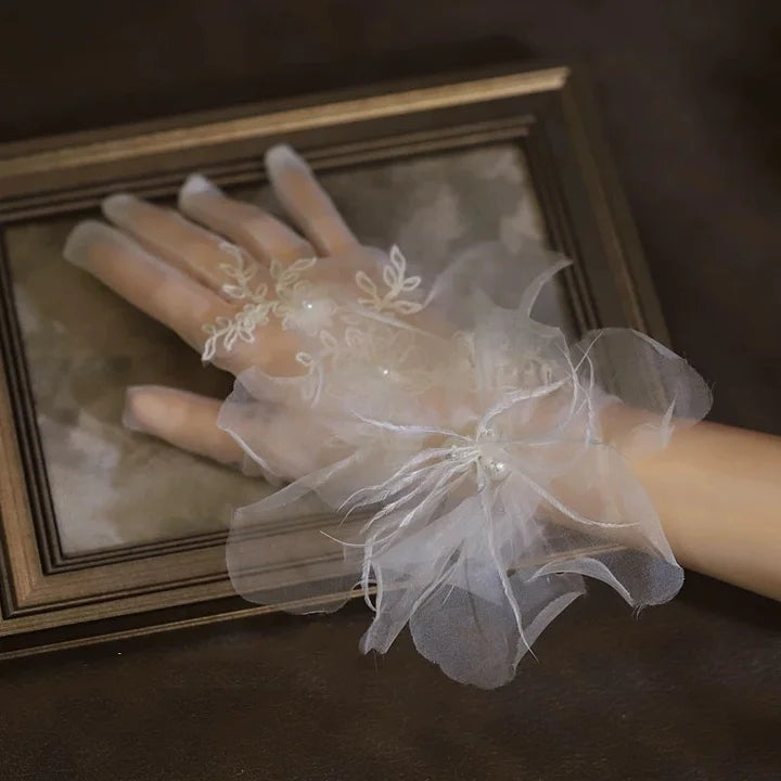 Fairy White Feather Lace Gloves Bride Sweet Dreamy Wedding Accessories