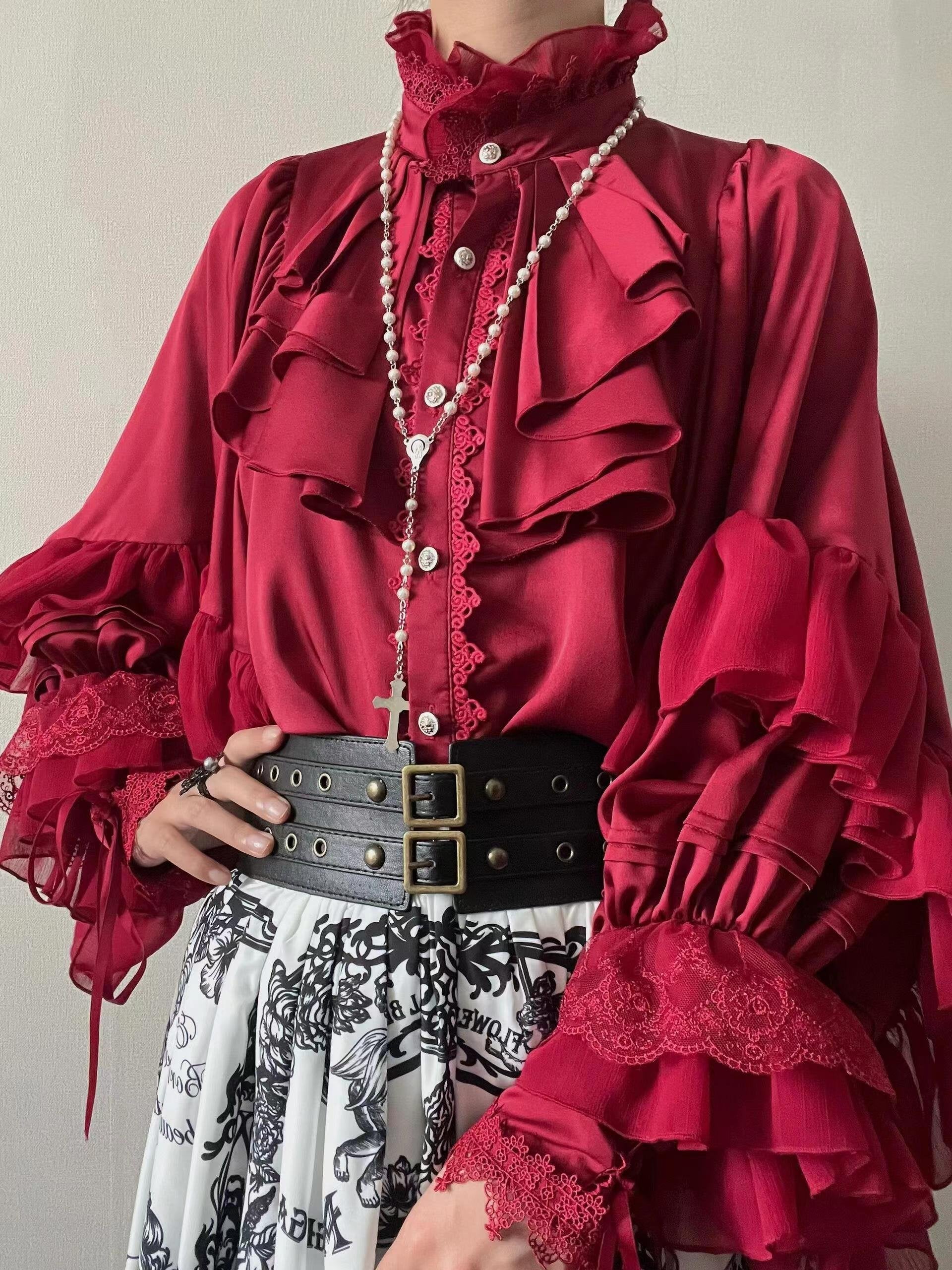 Goth Lolita Dark Gothic Shirt Bat Sleeve Loose Lolita Spring and Autumn Red Black Shirt Blouse