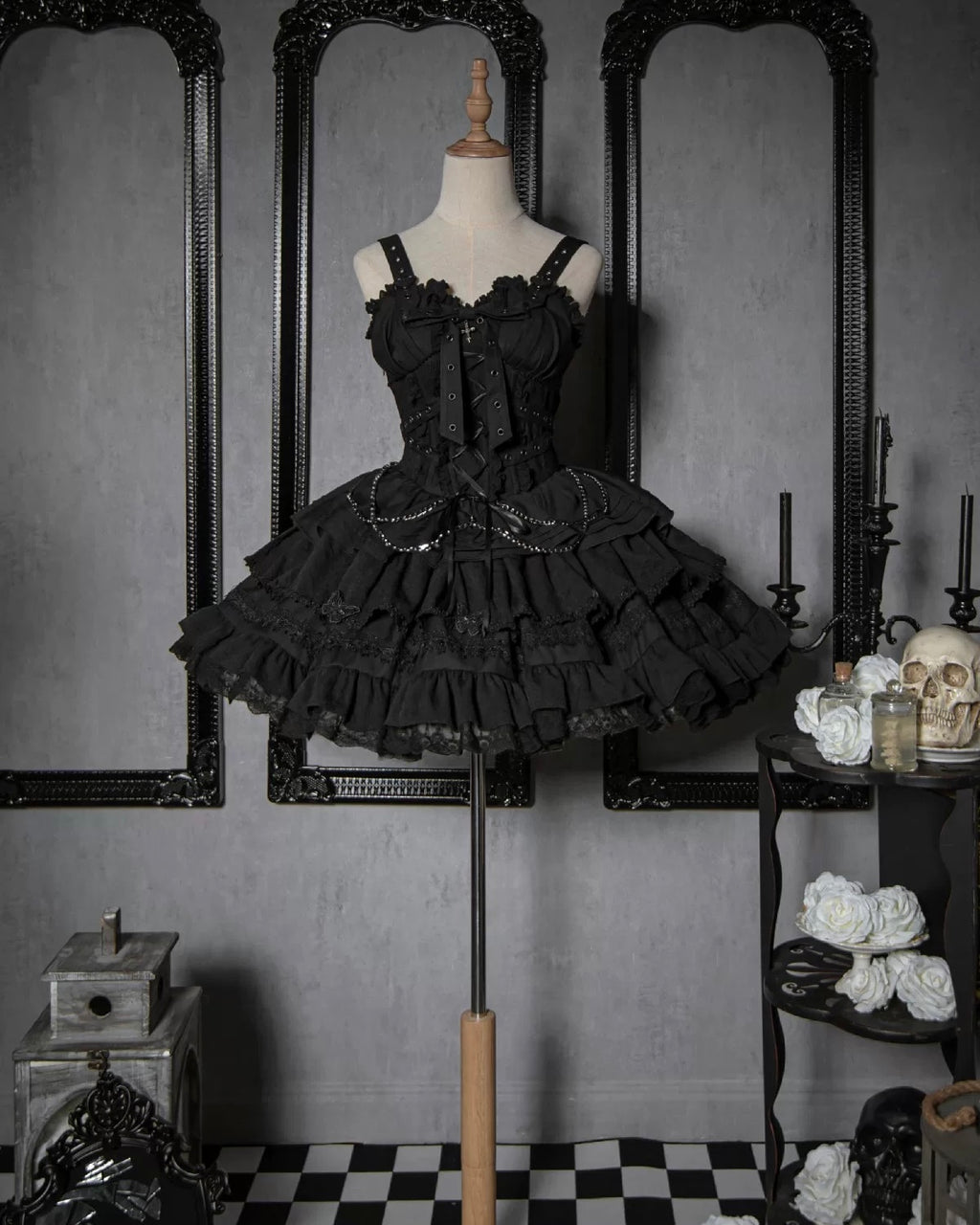 Gothic Lolita Black White Cross Ruffles Lace Outfit Jumper Skirt Hot Girl