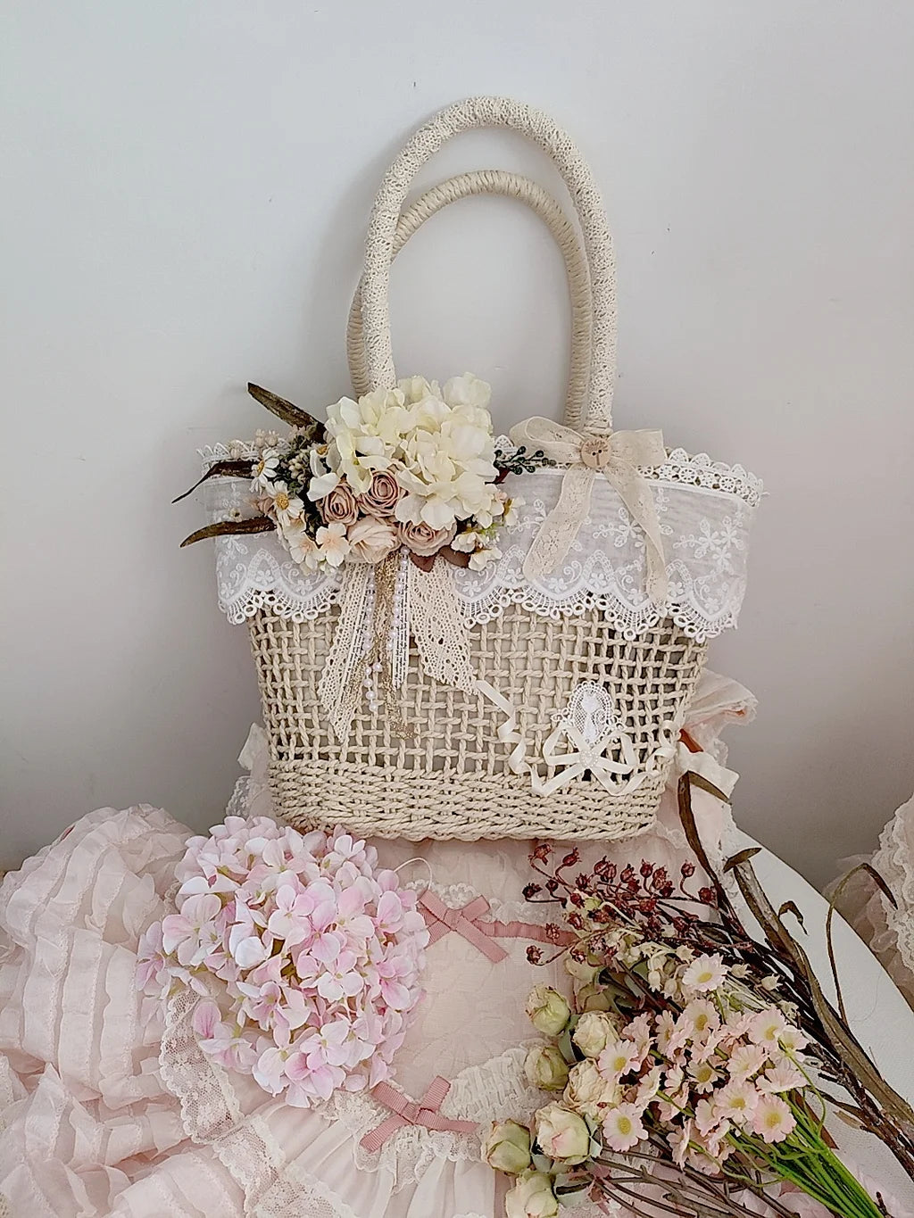 Handmade Hollow Lace Vintage Rose Flowers Straw Bag Summer Handbag Lolita Pastoral
