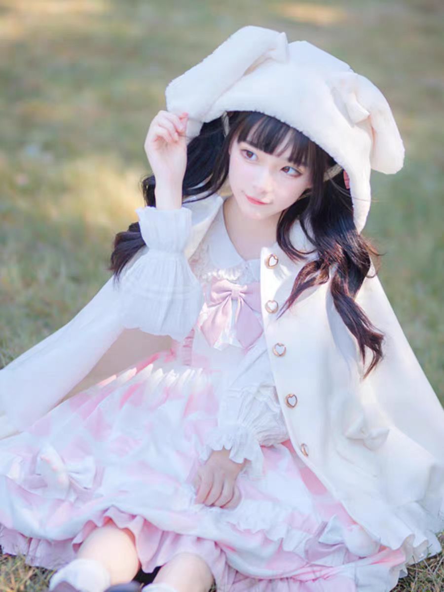 Lolita Coat Thick Warm Plush Fleece Capelet with Hooded Cloak for Women Winter