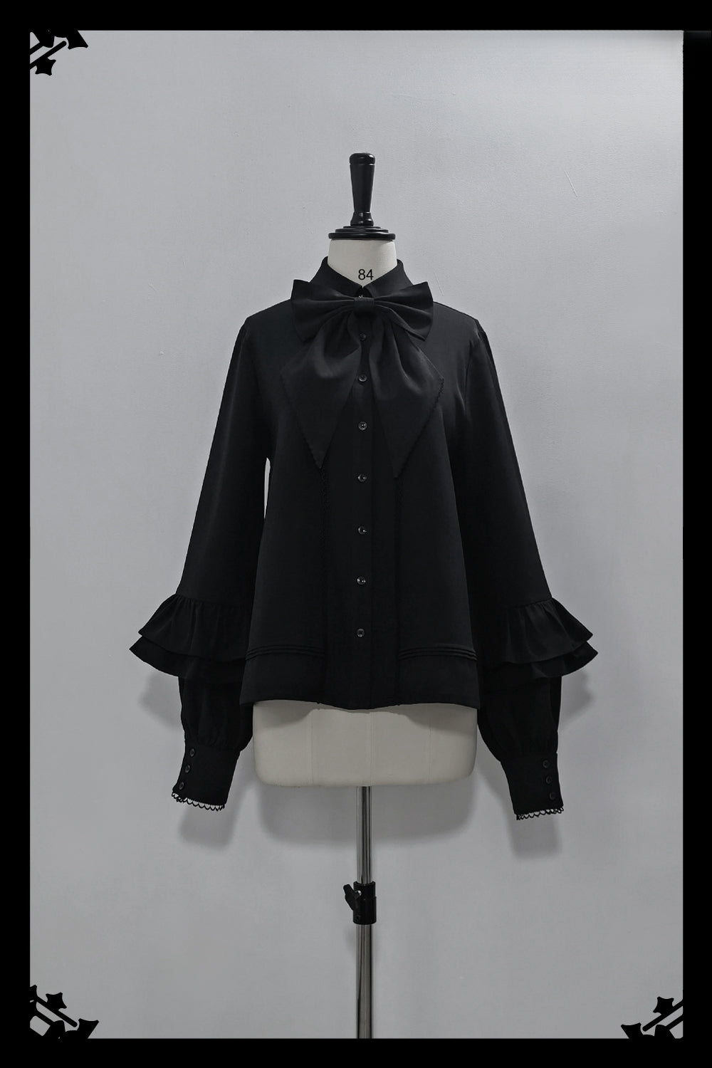Ouji Fashion Black Dress Short Set with Ruffled Sleeves Bow Accents