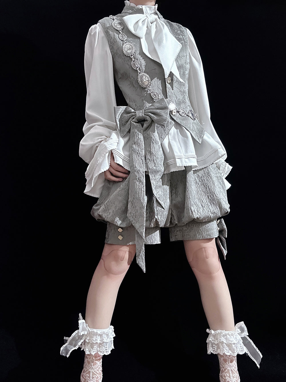 Ouji Fashion Lolita Gothic Vintage Lolita Set Grey Tone Embroidered Vest with Puff Shorts Ruffle