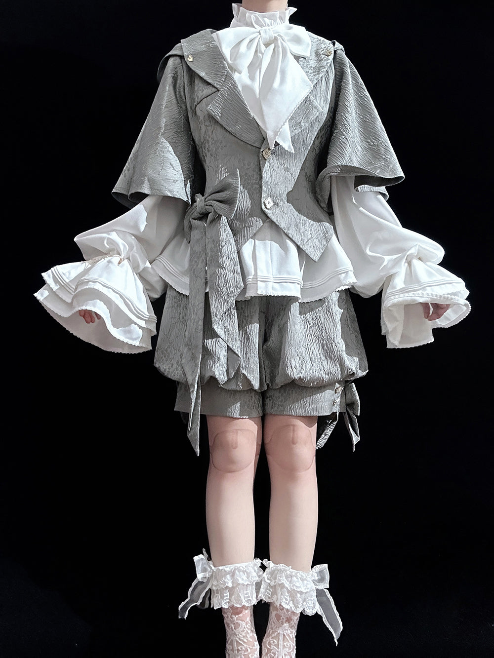 Ouji Fashion Lolita Gothic Vintage Lolita Set Grey Tone Embroidered Vest with Puff Shorts Ruffle