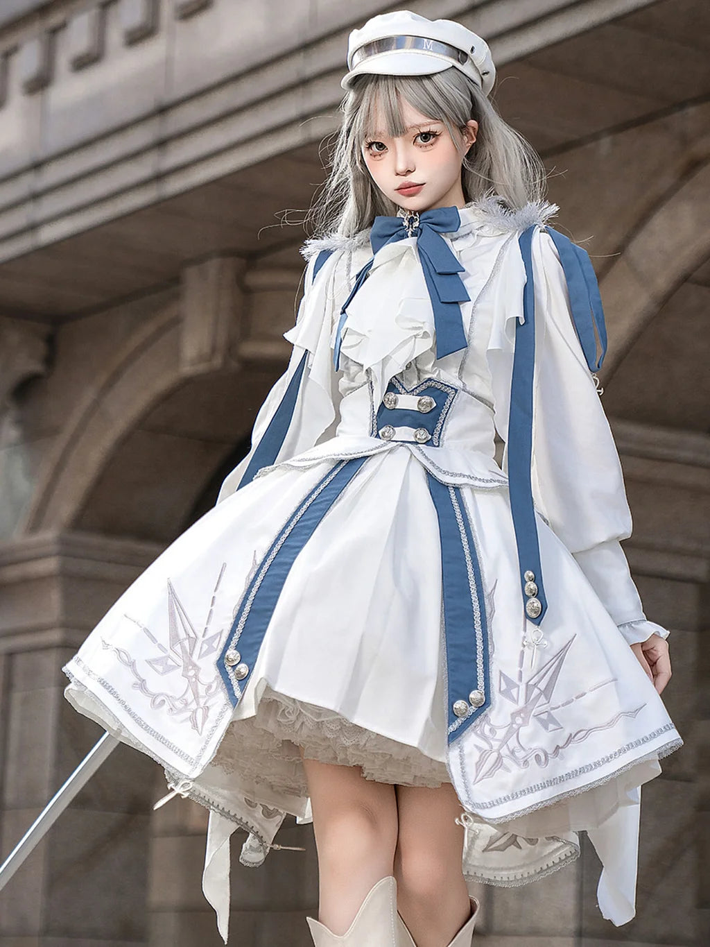 Ouji Fashion Lolita Military Lolita White - Blue Suit Long Sleeved Embroidered Set White Dresses