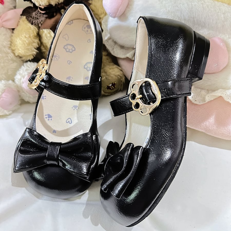 Sweet Lolita Shoes Vintage-Inspired Ivory Black Blue Mary Jane Shoes[Glossy]