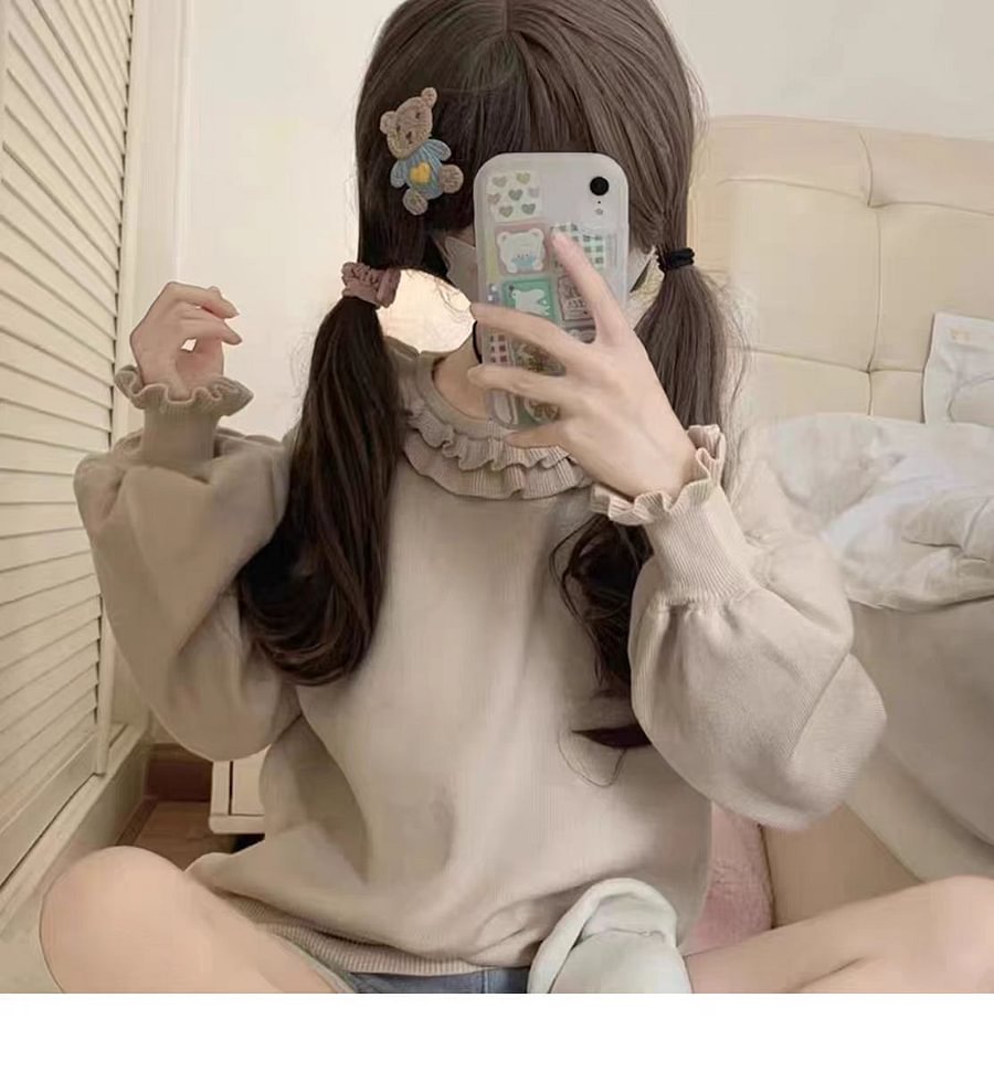 Lolita Blouses White Sweet and Cute Bottoming Shirt Sleeve Inside Doll Collar Long-sleeved