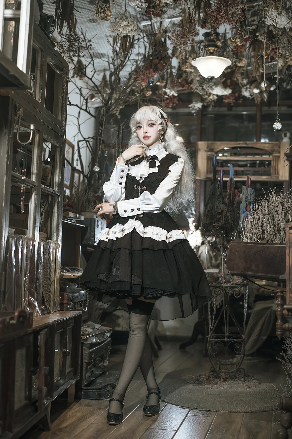 Vampire Duke Dark Gothic Lolita Dress Set Black Skirt White Blouse
