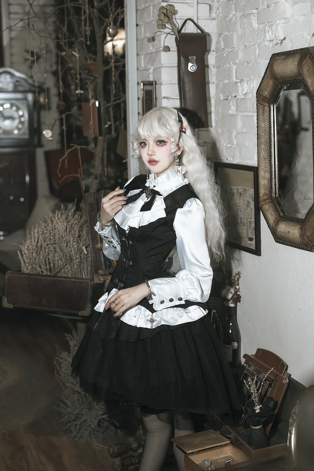 Vampire Duke Dark Gothic Lolita Dress Set Black Skirt White Blouse