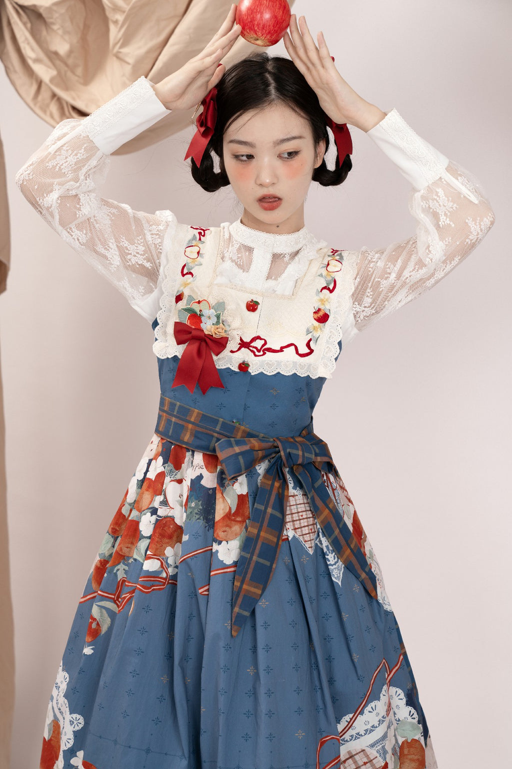 [Pre]Vintage Fruit Print Lolita Blouse Official Shirt Original Bar White Long-sleeved Lace Chiffon Crew Neck
