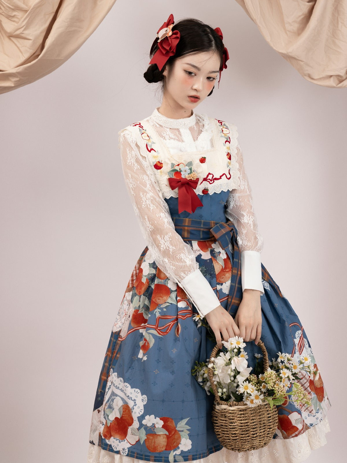 [Pre]Vintage Fruit Print Lolita Blouse Official Shirt Original Bar White Long-sleeved Lace Chiffon Crew Neck