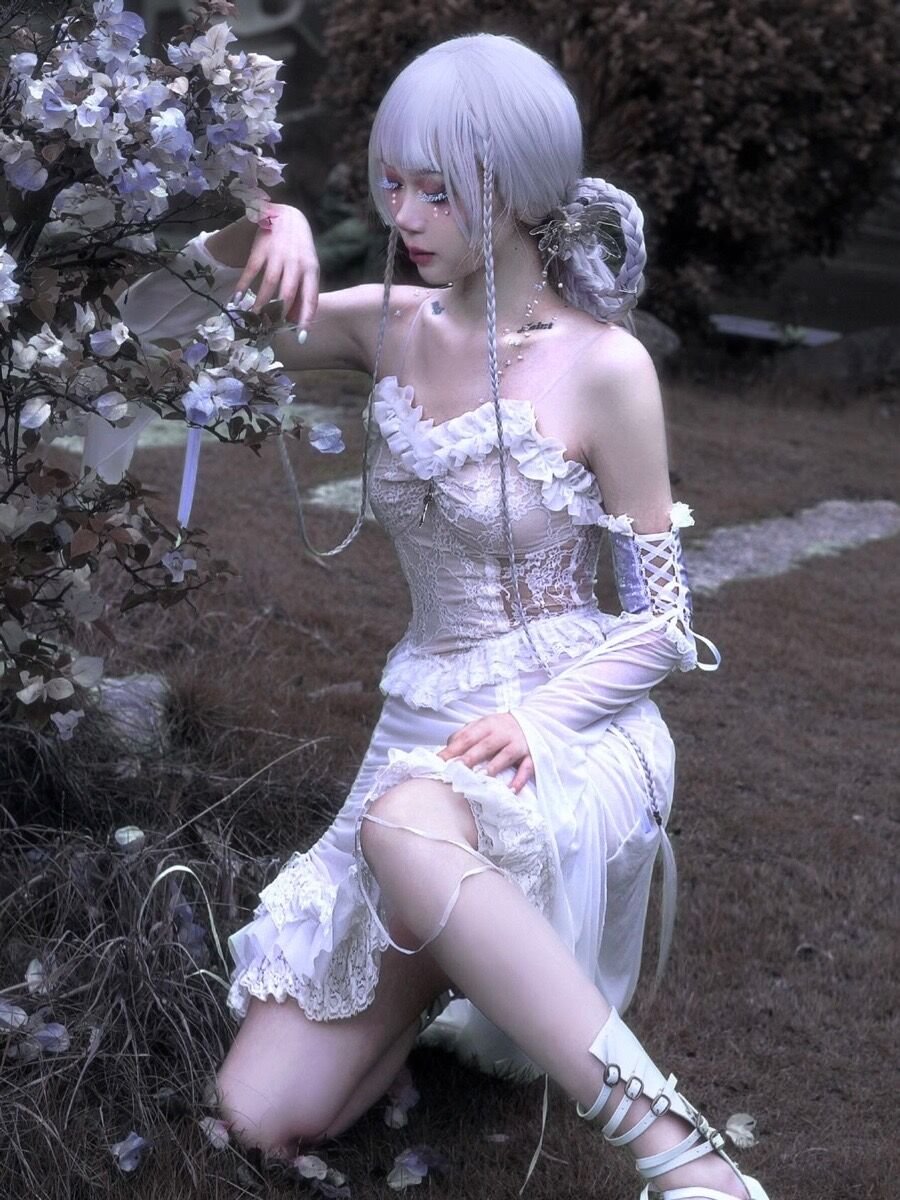 White Gothic Trailing Lolita Dress JSK