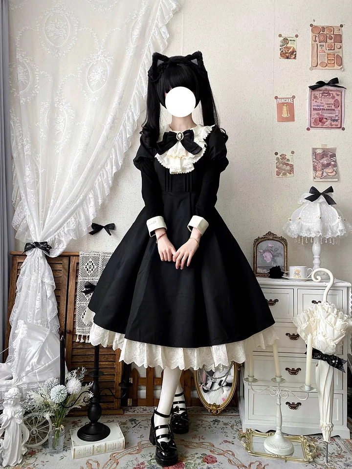 Classic Lolita Sweet Black-white with Bowknot Apron Ruffle Lace Hem Long Dress