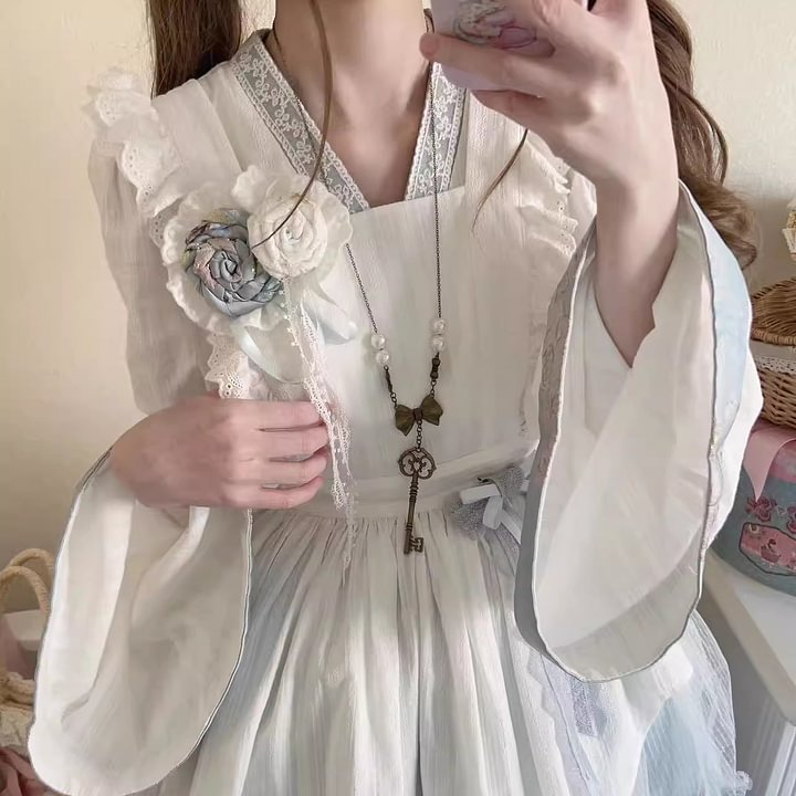 Qi Lolita JSK White with Blue Long-sleeved Long Dress Fluffy Gauze Skirt Lace Skirt