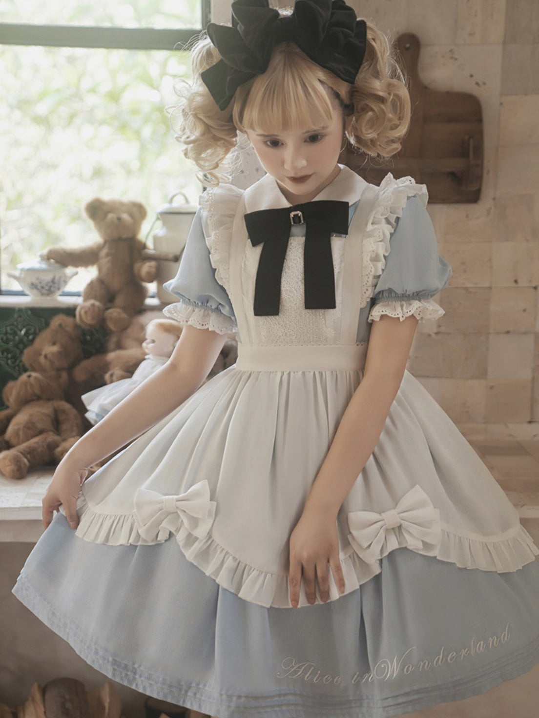 Sweet Lolita Alice-themed Ruffled Maid Outfit Dress Summer Short Sleeve