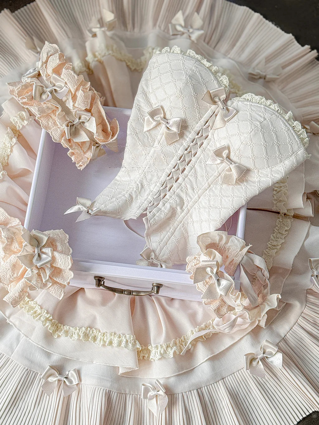 Sweet Lolita Cake Cream Dress Floral Sweet Lolita Corset Dress with Giant Bow Accent